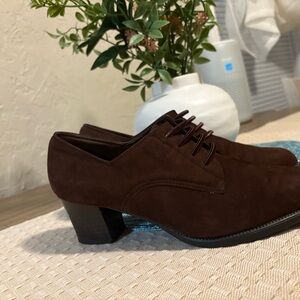 Aerosoles Heely Women’s Brown Suede Dress Shoes